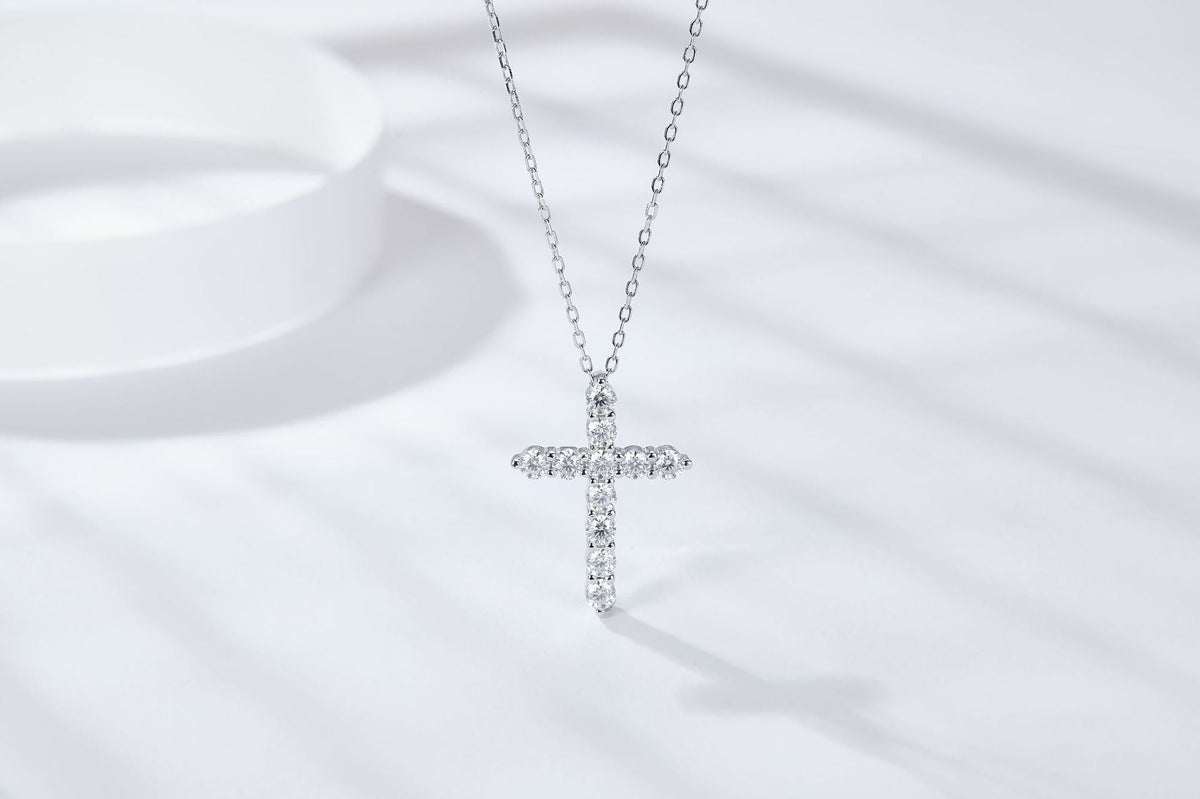 Men's Moissanite  Sterling Sliver Jesus Piece Chain - Yoyisjewelry
