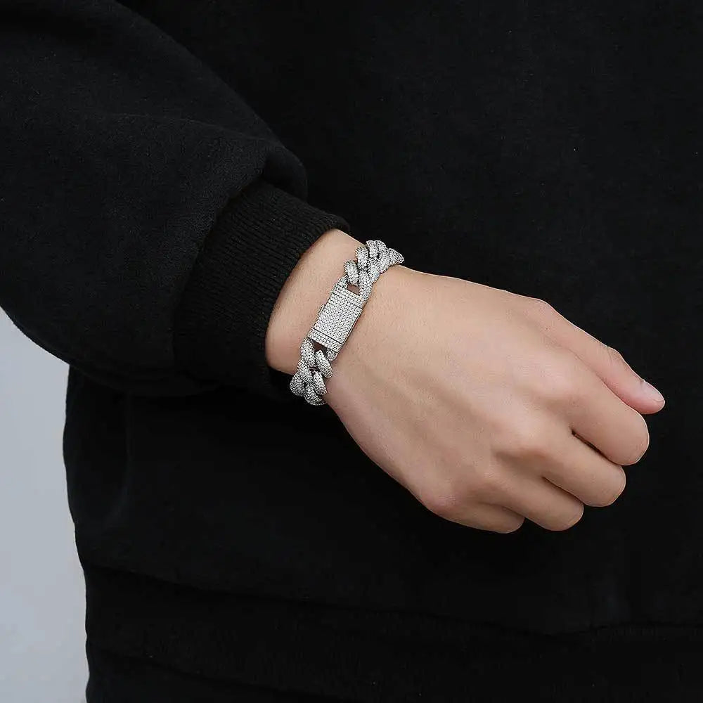Thick Moissanite Paved Miami Cuban Link Bracelet - Yoyisjewelry